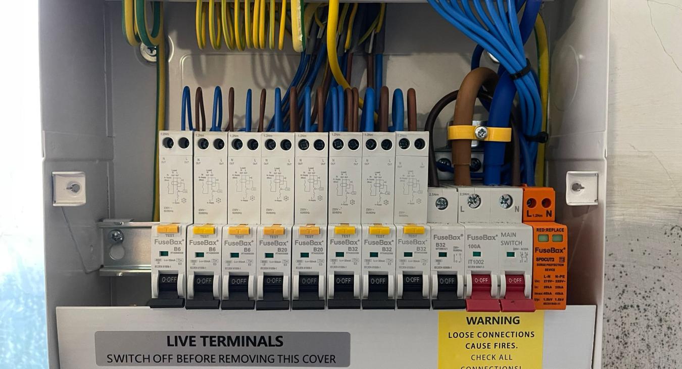 Fusebox upgrade in Halesowen